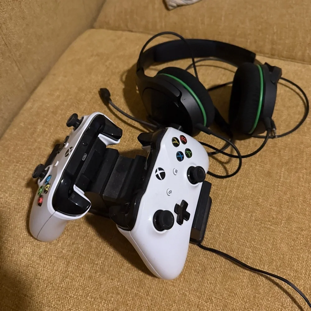 Xbox Series S with two Rechargeable Controllers and headset